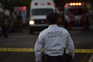 Ataque armado durante sepelio deja dos hombres muertos en Colima